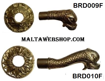 Artistic water fountain spout for pond in Malta